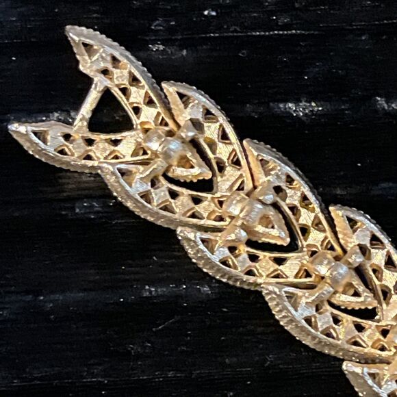 Vintage NWT Rare Crown Trifari Goldtone Pink Purple Rhinestone Bracelet 7” - Picture 10 of 14